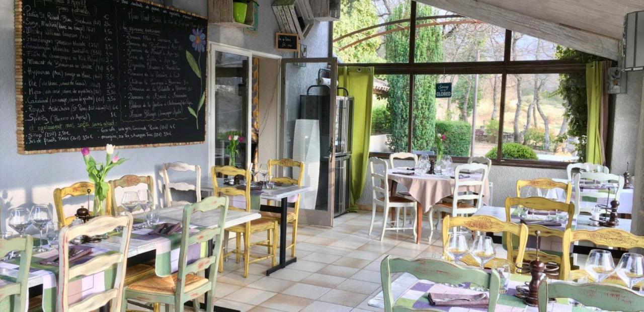 Hotel Lou Caleu Restaurant Le Rocher Des Abeilles Saint-Martin-de-Castillon Kültér fotó